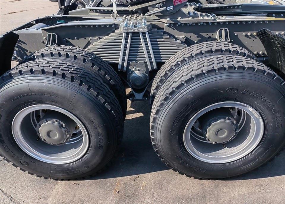 Howo 6x4 Tractor high quality