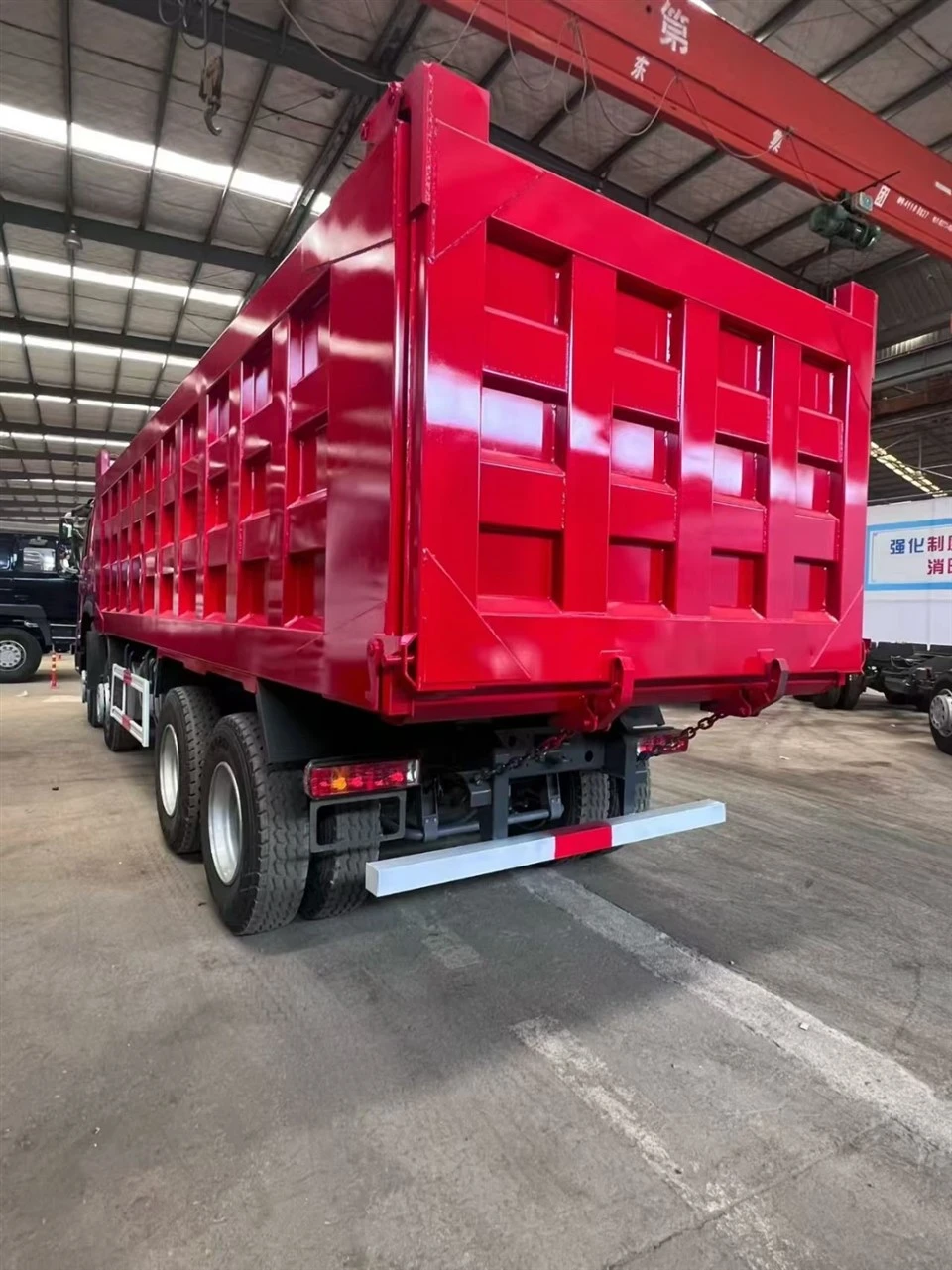 HOWO Dump Truck 8x4 371HP high quality