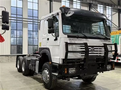 Heavy‑Duty HOWO 6×6 Tractor Truck