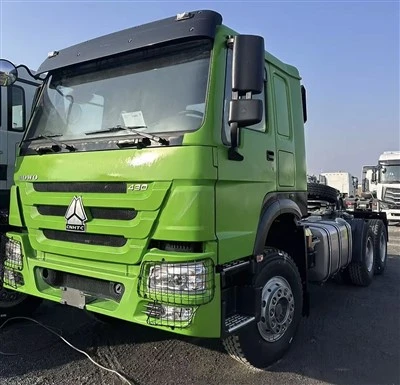 Howo 6x4 Green Tracror