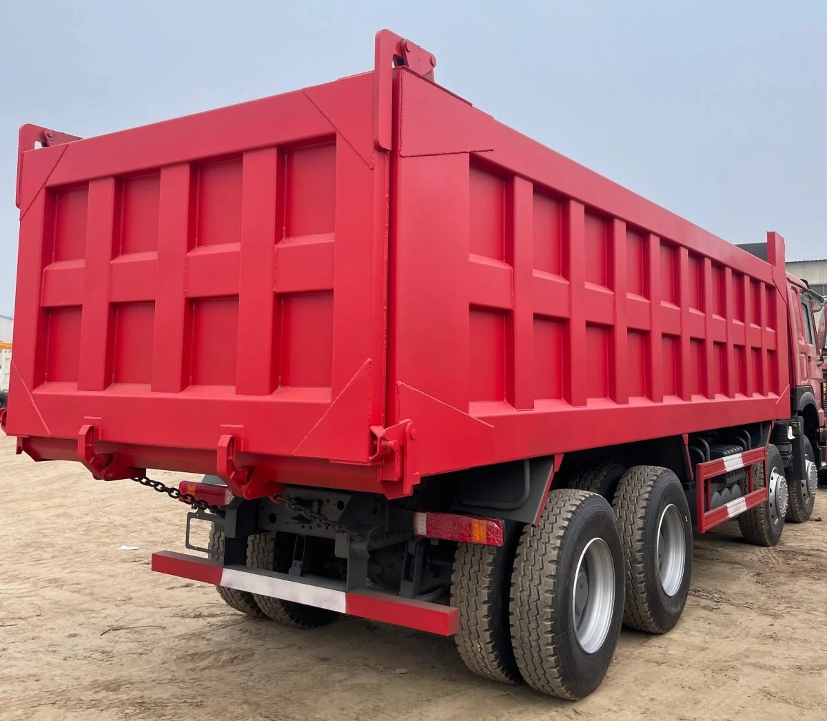 Used Dump Truck 简体中文:二手自卸卡车 high quality