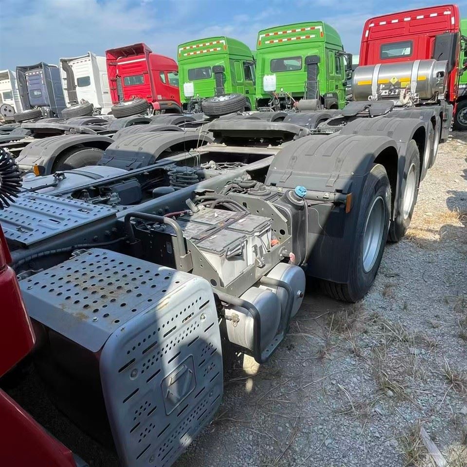 Used XCMG HANVAN G7 6x4 460HP high quality